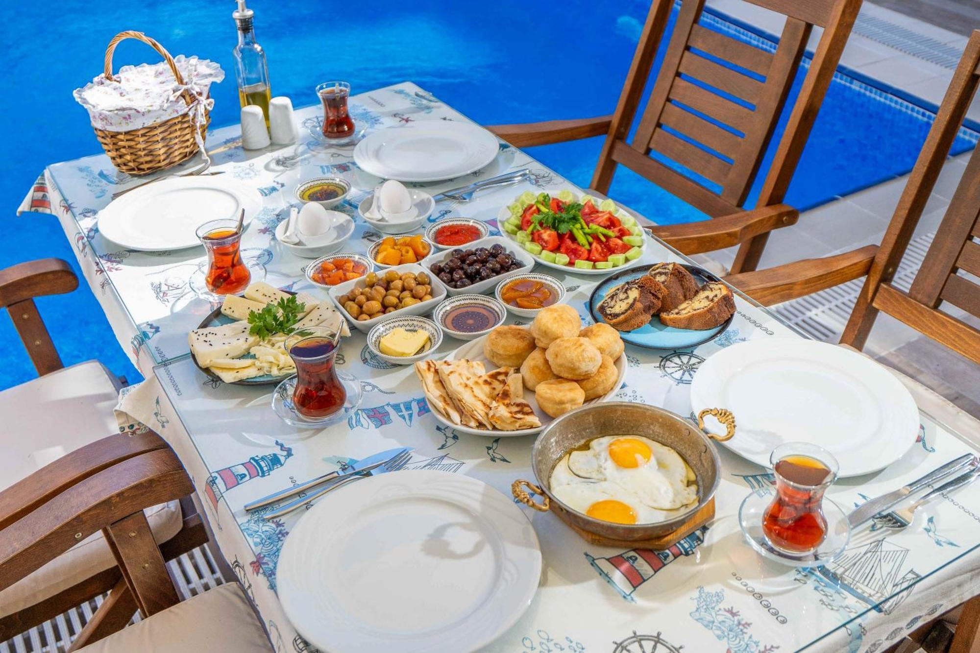 Cunda Giritlioglu Otel Adult Only Аявали Екстериор снимка