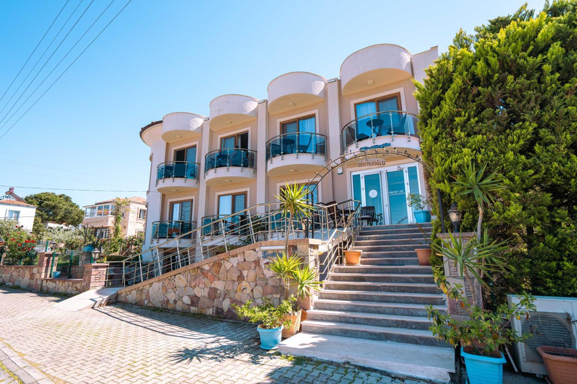 Cunda Giritlioglu Otel Adult Only Аявали Екстериор снимка