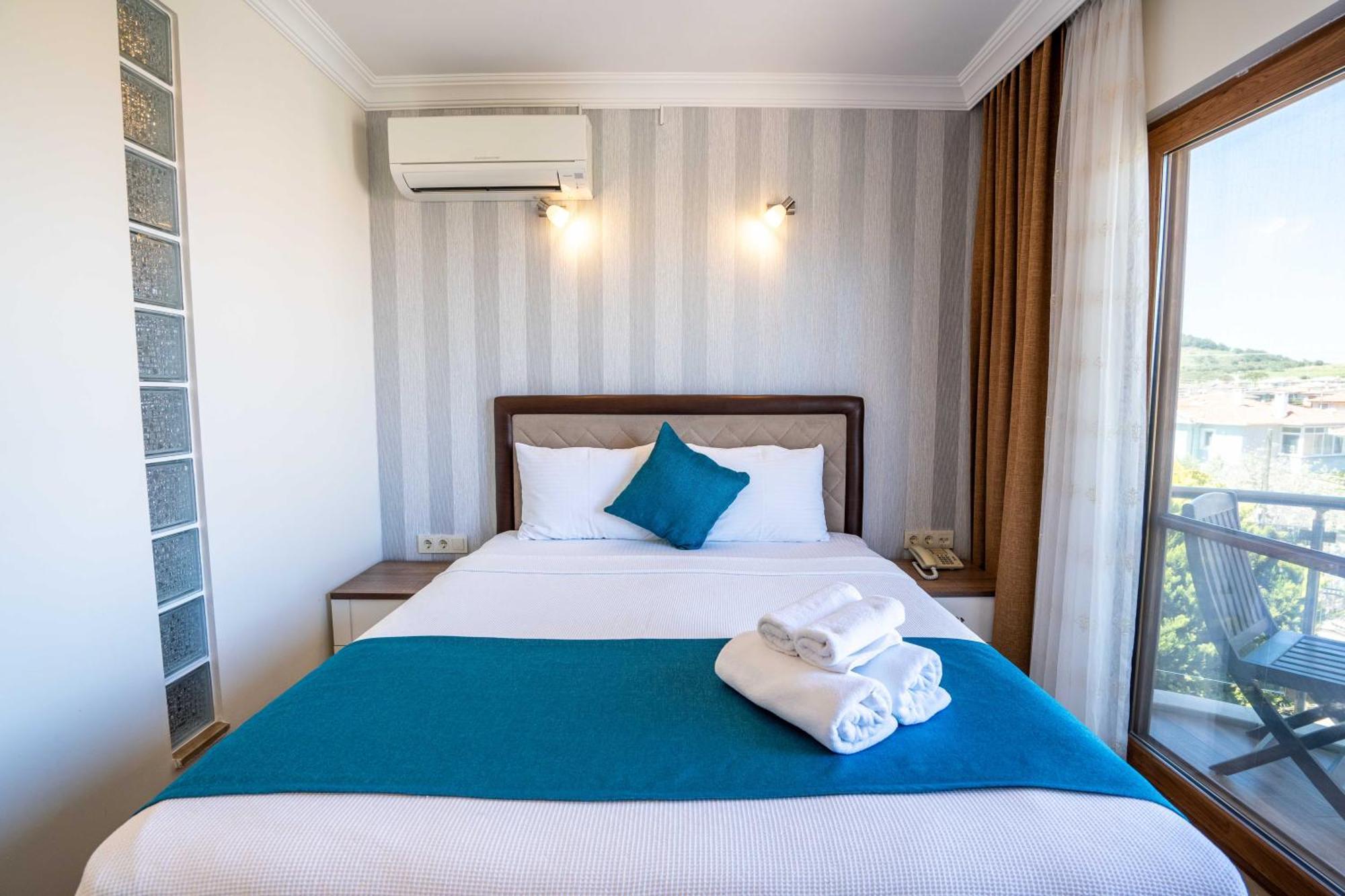 Cunda Giritlioglu Otel Adult Only Аявали Екстериор снимка