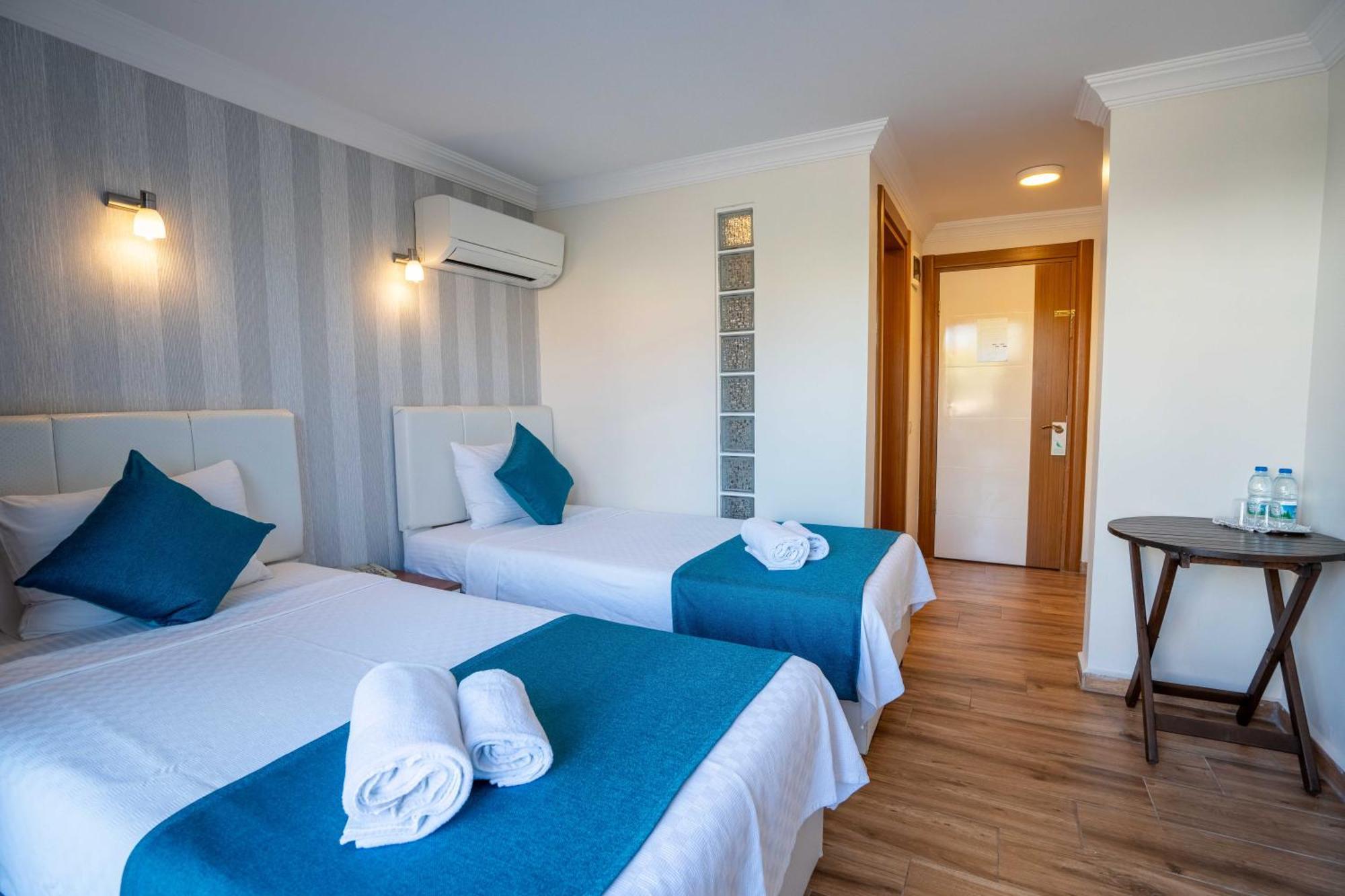 Cunda Giritlioglu Otel Adult Only Аявали Екстериор снимка