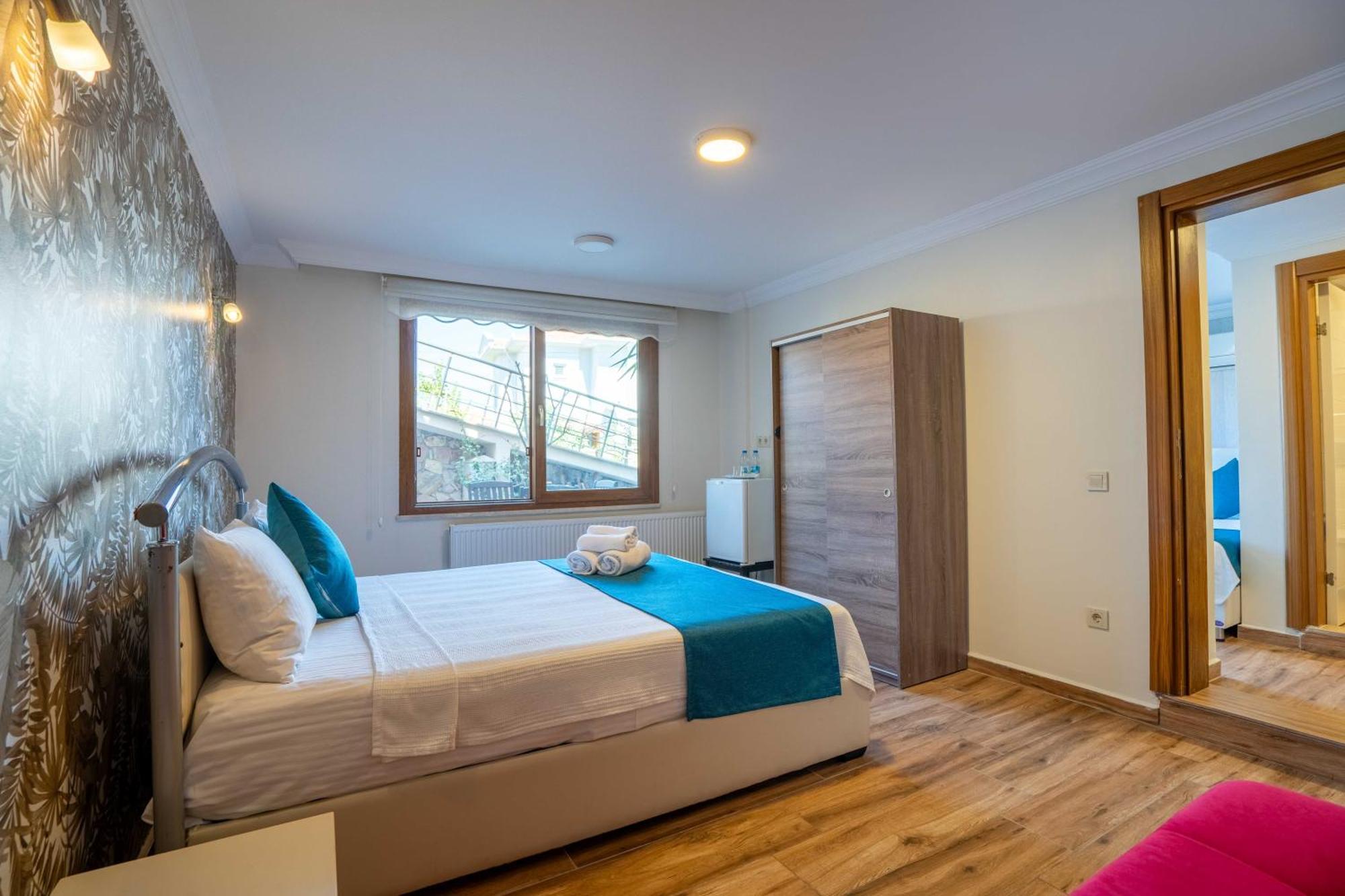 Cunda Giritlioglu Otel Adult Only Аявали Екстериор снимка