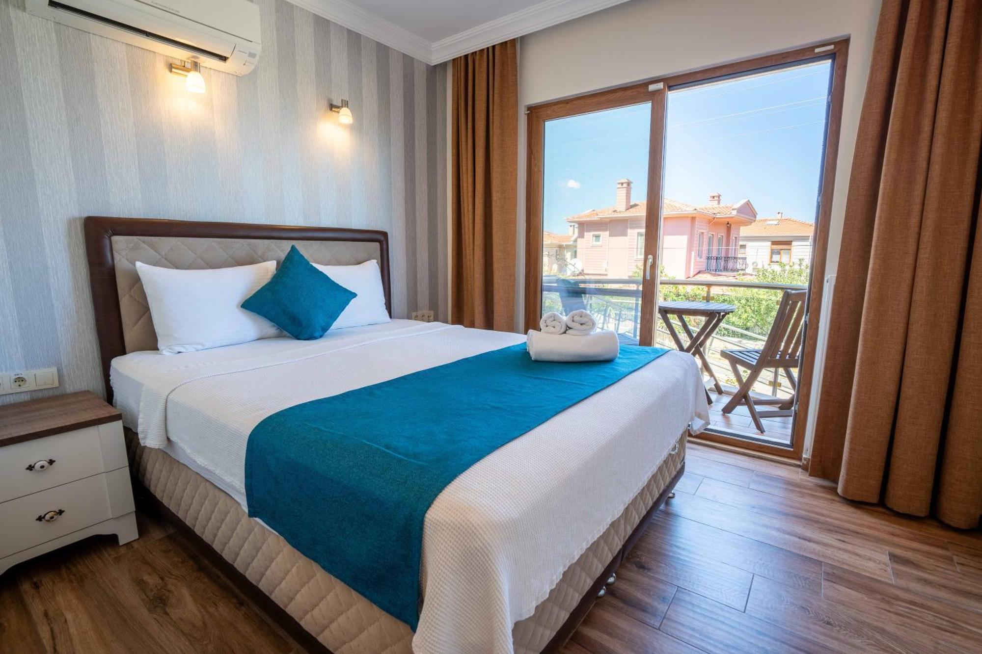 Cunda Giritlioglu Otel Adult Only Аявали Екстериор снимка
